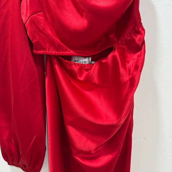 NWT Hello Molly Secret To Tell Satin Midi Dress Red Valentine Cutout Women's 2 - Picture 10 of 16